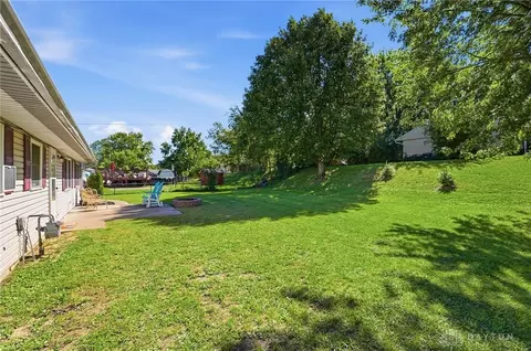 Exterior - 1817 Marinette Dr, Springfield, OH 45503 photo 8 of 8