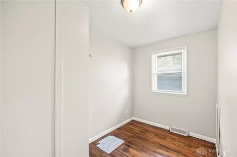 Bedroom - 3140 Mohican Ave, Kettering, OH 45429 photo 6 of 7