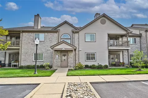 1820 Piper Ln #103, Dayton, OH 45440