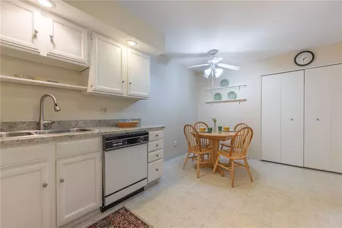 Kitchen - 5401 Landau Dr #16, Kettering, OH 45429 photo 4 of 4