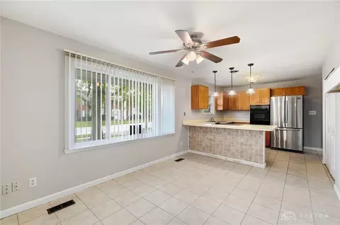 Living - 1217 Cloverfield Ave, Kettering, OH 45429 photo 5 of 7