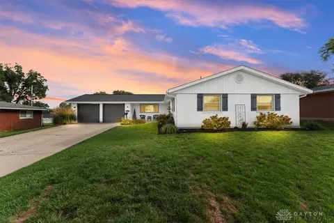 1131 Ortego Dr, Fairborn, OH 45324