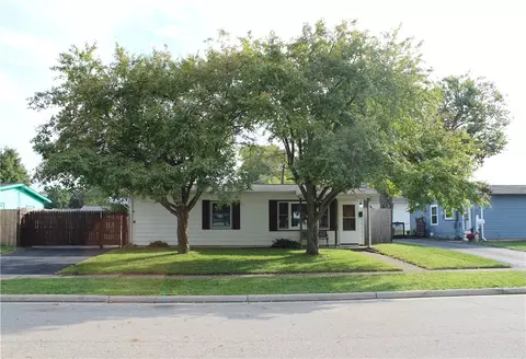 234 Prentice Dr, New Carlisle, OH 45344