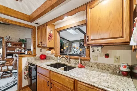 Kitchen - 7061 Fallen Oak, Centerville, OH 45459 photo 3 of 6
