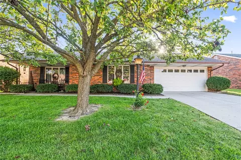 421 Spotted Doe Ct, Piqua, OH 45356