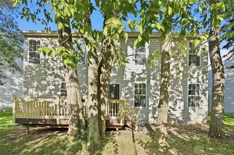 Exterior - 1559 Doddington Rd, Kettering, OH 45409 photo 3 of 7