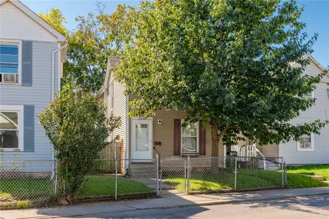 3206 E 5th St, Dayton, OH 45403