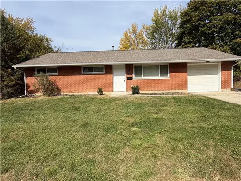 4635 Longfellow Ave, Huber Heights, OH 45424