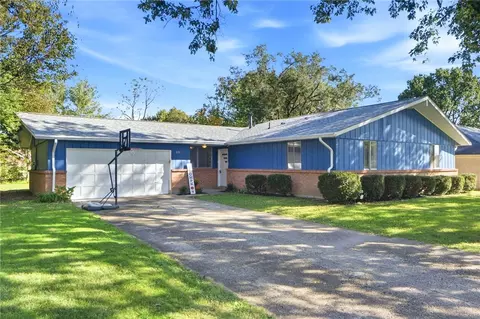 421 Wilson Park Dr, Dayton, OH 45449