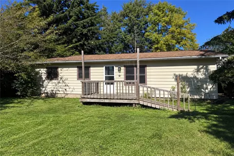 14927 Westbrook Rd, Brookville, OH 45309