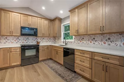 Kitchen - 11060 Pennfield Rd, Centerville, OH 45458 photo 1 of 5