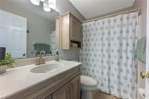 Bath - 11060 Pennfield Rd, Centerville, OH 45458 photo 2 of 2