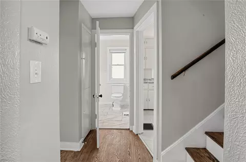 Entry Way - 751 Broad Blvd, Kettering, OH 45419 photo 1 of 1