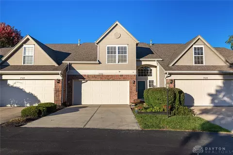 Exterior - 7125 Brookmeadow Dr, Centerville, OH 45459 photo 2 of 2