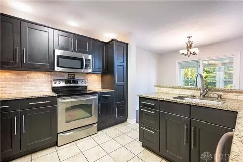 Kitchen - 7125 Brookmeadow Dr, Centerville, OH 45459 photo 3 of 3