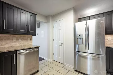 Kitchen - 7125 Brookmeadow Dr, Centerville, OH 45459 photo 2 of 3