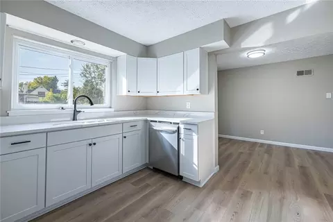 Kitchen - 3487 Far Hills Ave, Kettering, OH 45429 photo 2 of 2