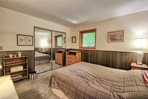 Bedroom - 1113 Green Tree Dr, Centerville, OH 45429 photo 3 of 5
