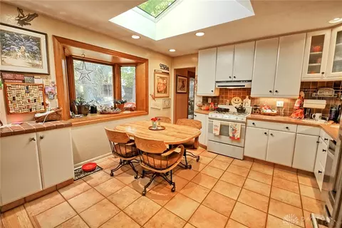 Kitchen - 1113 Green Tree Dr, Centerville, OH 45429 photo 3 of 3