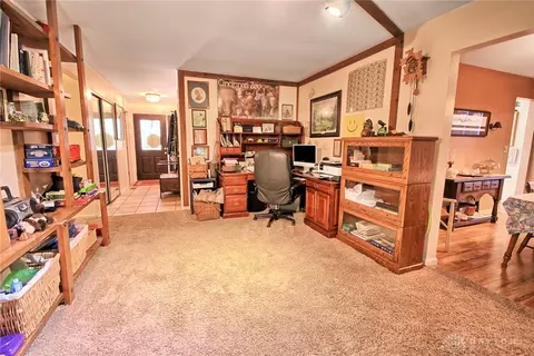 Entry Way - 1113 Green Tree Dr, Centerville, OH 45429 photo 2 of 2
