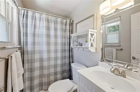 Bath - 4796 Polen Dr, Kettering, OH 45440 photo 1 of 3