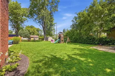 Exterior - 4796 Polen Dr, Kettering, OH 45440 photo 9 of 10