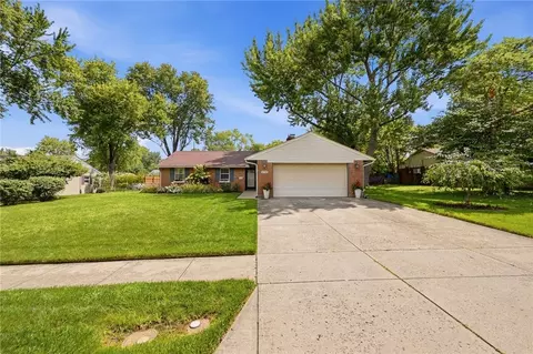Exterior - 4796 Polen Dr, Kettering, OH 45440 photo 2 of 10
