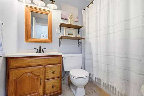 Bath - 4796 Polen Dr, Kettering, OH 45440 photo 3 of 3