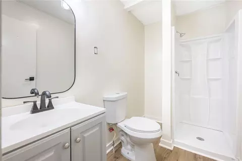Bath - 2710 May, Springfield, OH 45505 photo 2 of 2