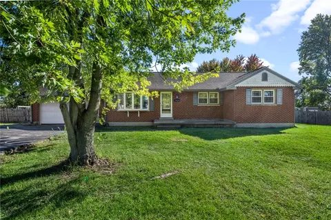 5014 Lesley Ln, Middletown, OH 45042