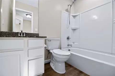 Bath - 1654 Cedar Creek Dr, Centerville, OH 45458 photo 4 of 4