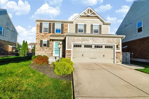 Exterior - 1654 Cedar Creek Dr, Centerville, OH 45458 photo 2 of 7