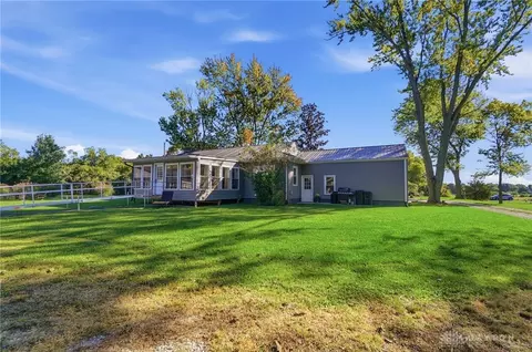Exterior - 1925 W Possum Rd, Springfield, OH 45506 photo 10 of 15