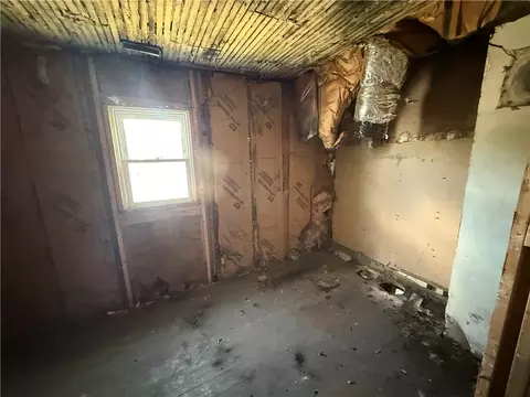 Bedroom - 1629 Lexington Ave, Springfield, OH 45505 photo 3 of 5
