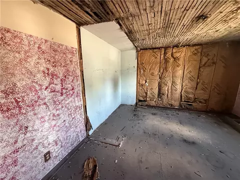 Bedroom - 1629 Lexington Ave, Springfield, OH 45505 photo 5 of 5