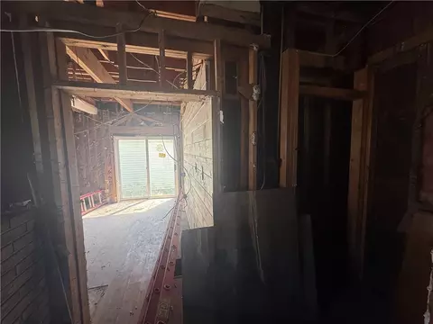 Entry Way - 1629 Lexington Ave, Springfield, OH 45505 photo 1 of 1