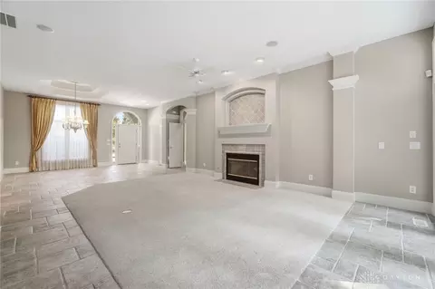 Living - 1016 Wedgestone Ct, Centerville, OH 45458 photo 8 of 15