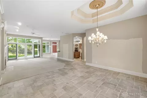 Living - 1016 Wedgestone Ct, Centerville, OH 45458 photo 3 of 15