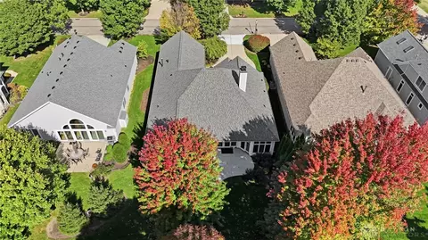 View/Area - 1016 Wedgestone Ct, Centerville, OH 45458 photo 4 of 5
