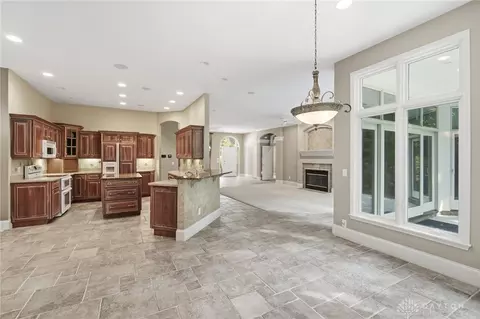 Other - 1016 Wedgestone Ct, Centerville, OH 45458 photo 7 of 17