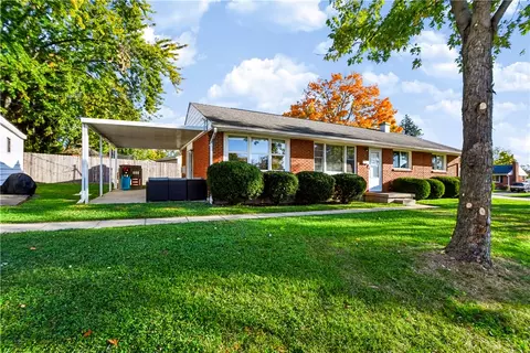 Exterior - 1821 Kruss Ave, Kettering, OH 45429 photo 2 of 8