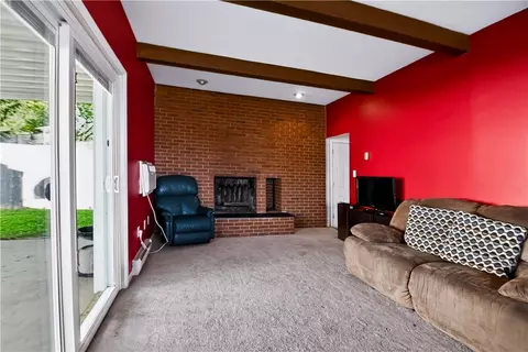 Living - 1821 Kruss Ave, Kettering, OH 45429 photo 4 of 4
