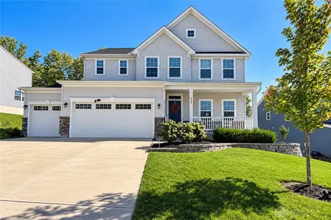 438 Pleasant Ridge Dr, Lebanon, OH 45036