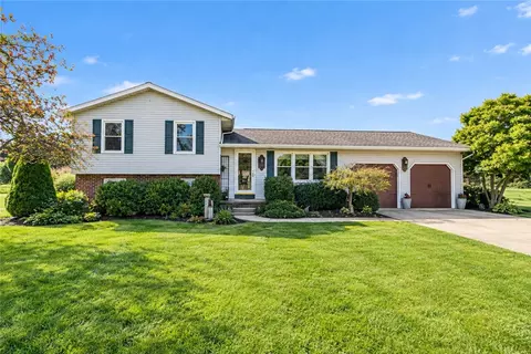 5 Ludlow St, Laura, OH 45337