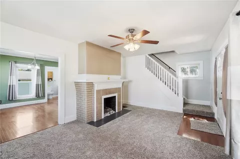 Living - 1124 Elm St, Springfield, OH 45503 photo 4 of 4
