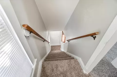 Entry Way - 1124 Elm St, Springfield, OH 45503 photo 3 of 5