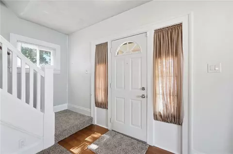 Entry Way - 1124 Elm St, Springfield, OH 45503 photo 1 of 5