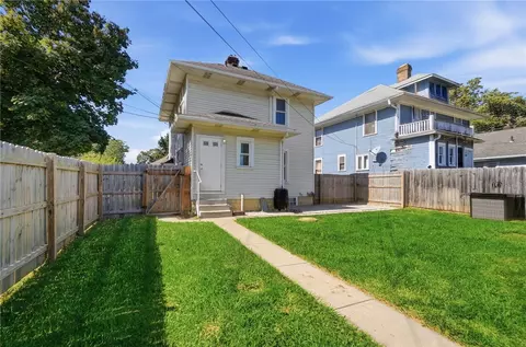 Exterior - 1124 Elm St, Springfield, OH 45503 photo 8 of 16