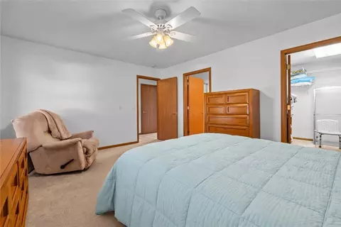 Bedroom - 1926 Cattail Pt, Springfield, OH 45502 photo 2 of 4