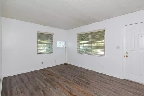 Living - 2529 Oakley Ave, Kettering, OH 45419 photo 1 of 4